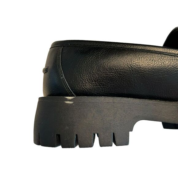 CCOCCI Women’s 9 Sutton Loafers Black Chunky Gold Chain‎ Accent Lug Academia - Picture 10 of 11